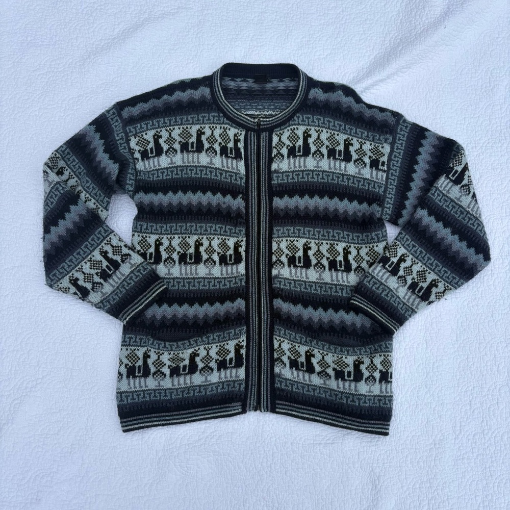 Womens Patterned Zip-Front Cardigan Sweater in Black & Gray